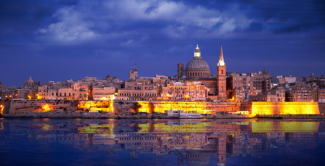 Photograph of the city of Valetta in Malta taken at night